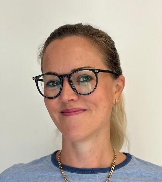 Mitarbeiterfoto Katharina Degischer, Assistentin der Geschäftsführung